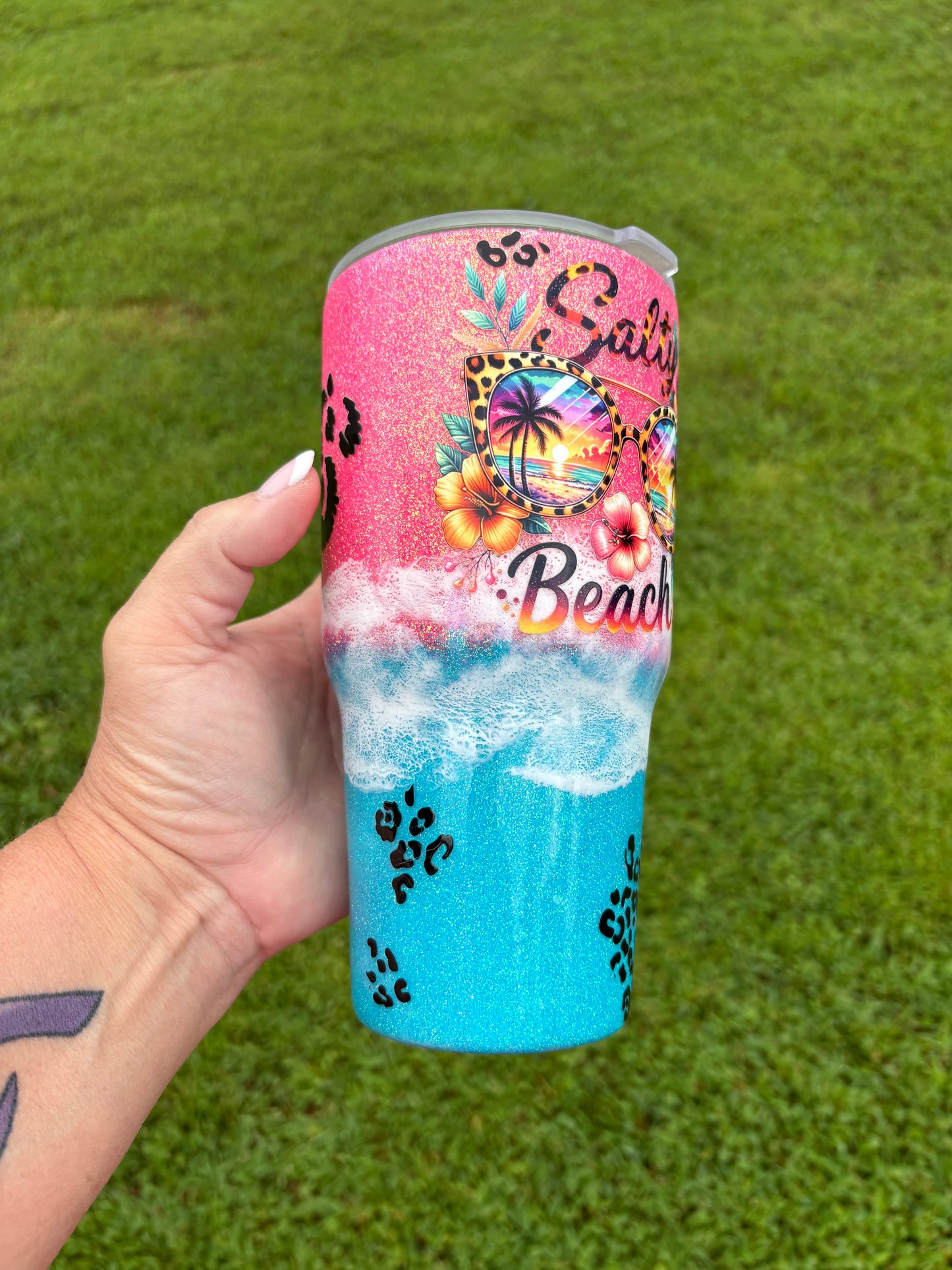 Salty Beach 30oz Glitter Tumbler – Leopard & Sunset Sunglasses Design