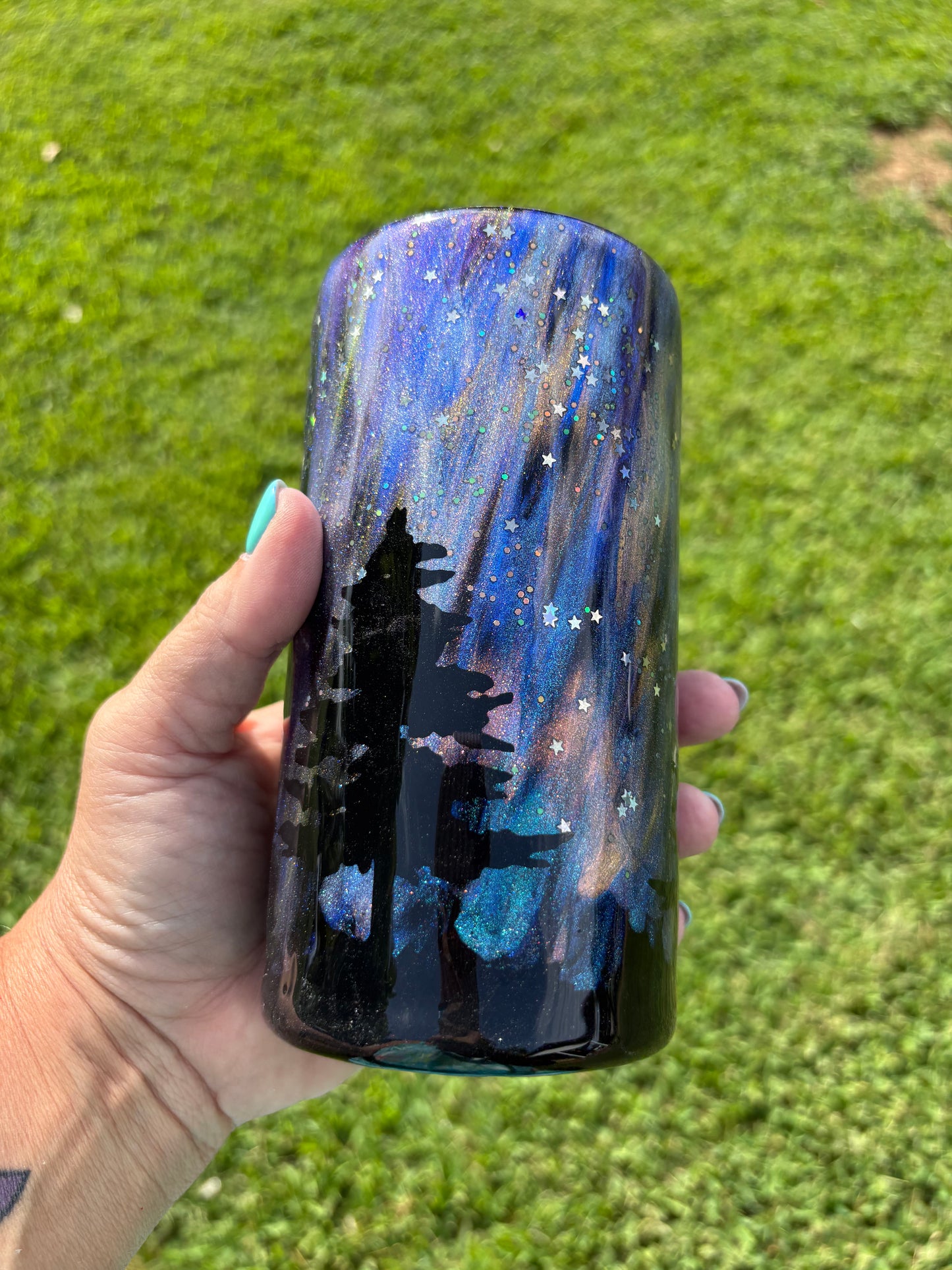 ADVENTURE IS OUT THERE – GLOW-IN-THE-DARK 4-IN-1 CAN COOZIE