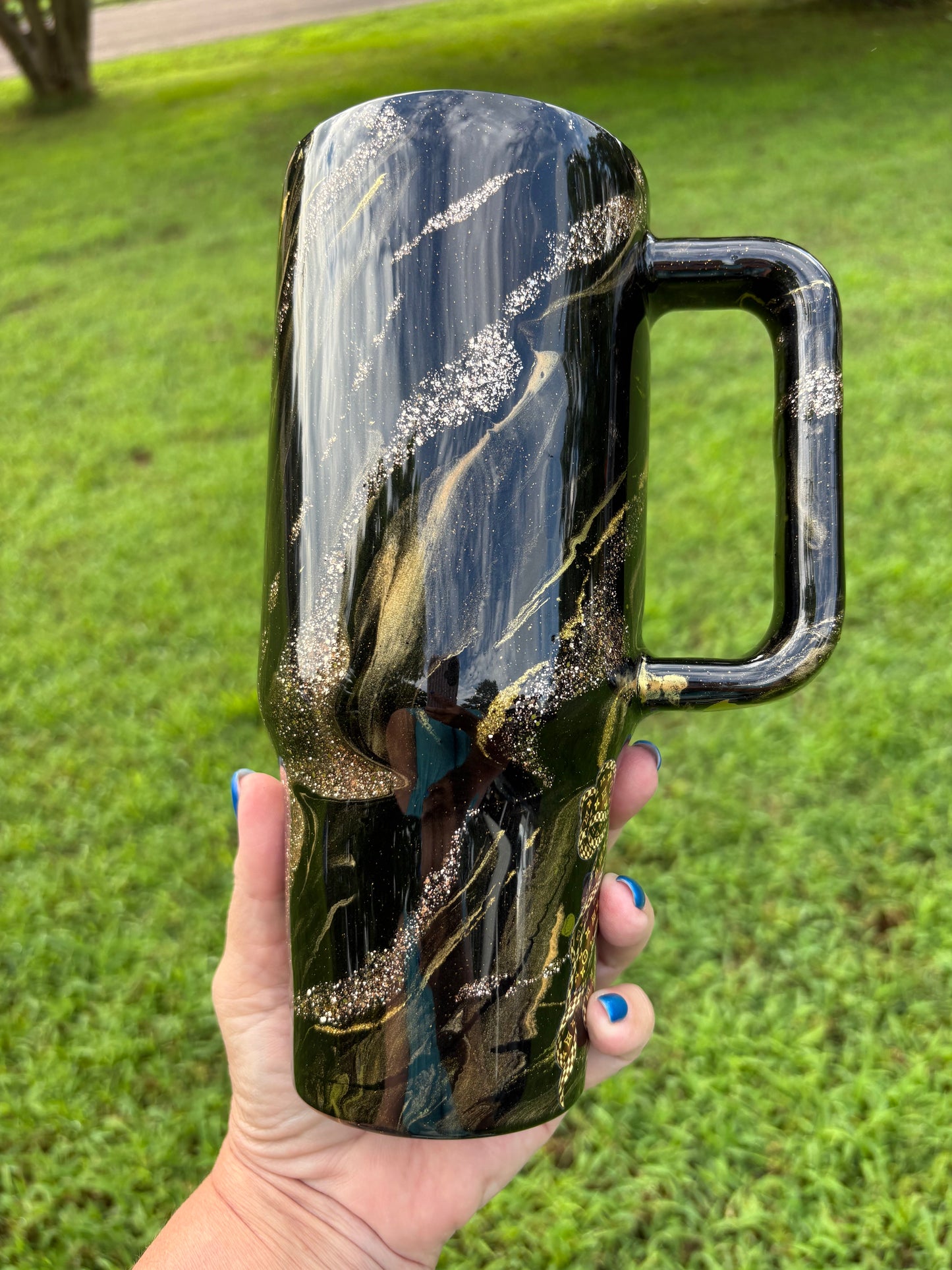 40 oz Black & Gold Teddy Bear Handled Tumblers
