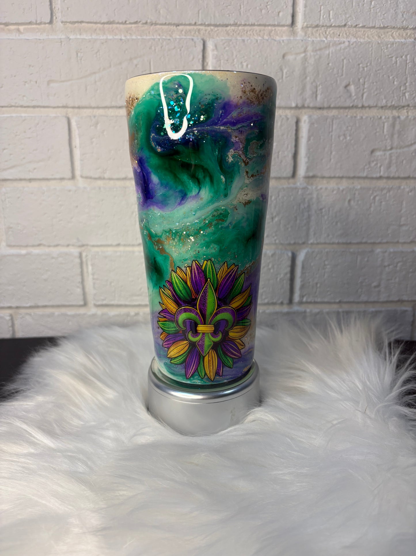 🎭💜💚 Mardi Gras Vibes in Every Sip 💚💜🎭