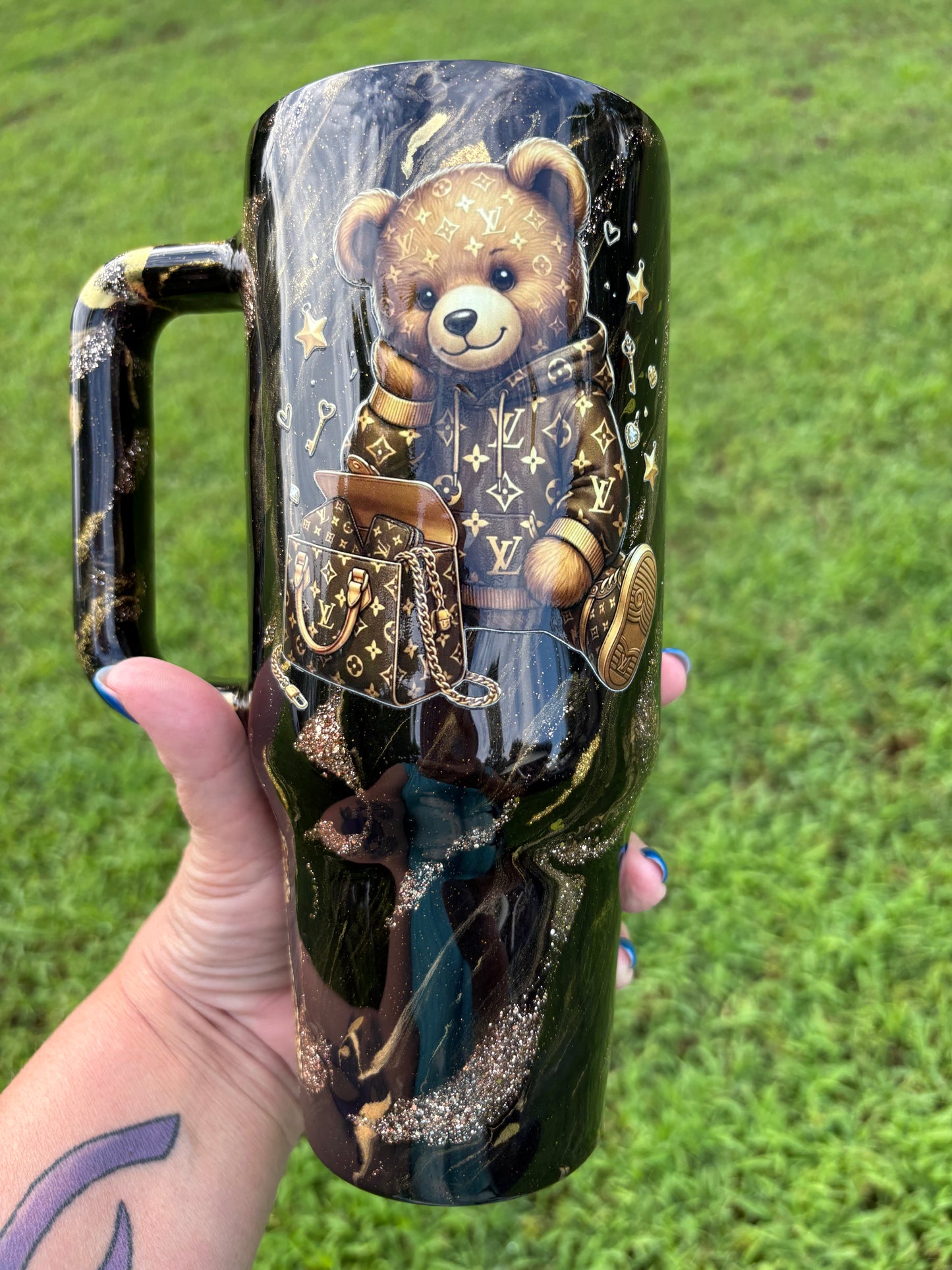 40 oz Black & Gold Teddy Bear Handled Tumblers