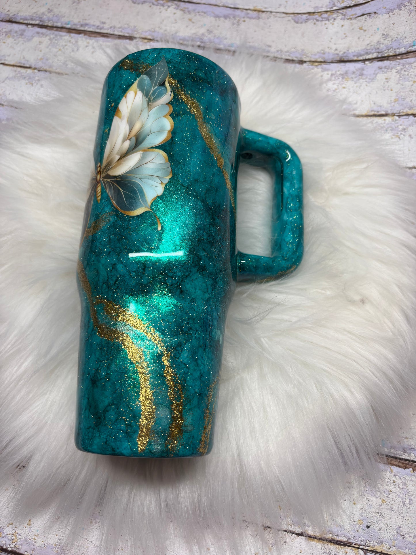🦋 Golden Wings 30 oz Handled Tumbler 🦋