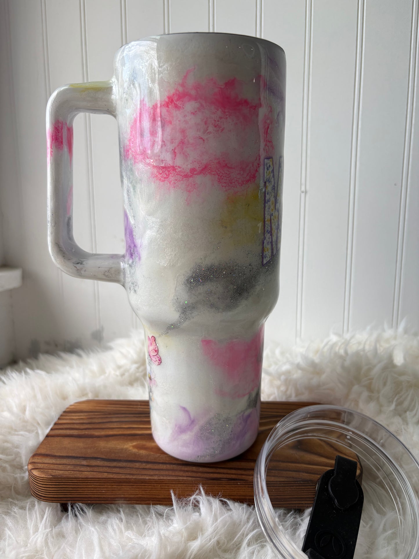 40 oz Handled Tumbler – Pastel Ink Swirl “Mama” Custom Cup