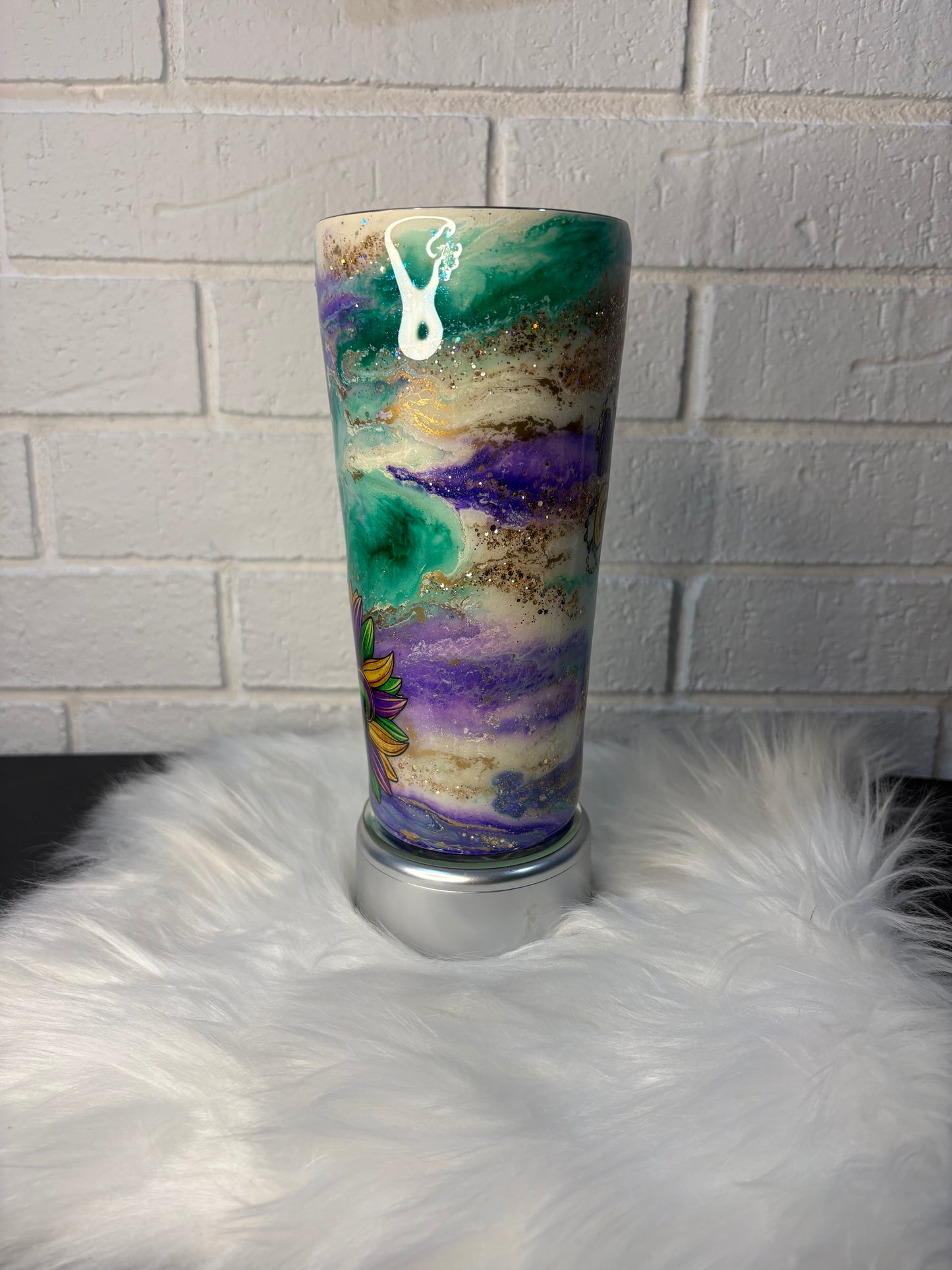 🎭💜💚 Mardi Gras Vibes in Every Sip 💚💜🎭