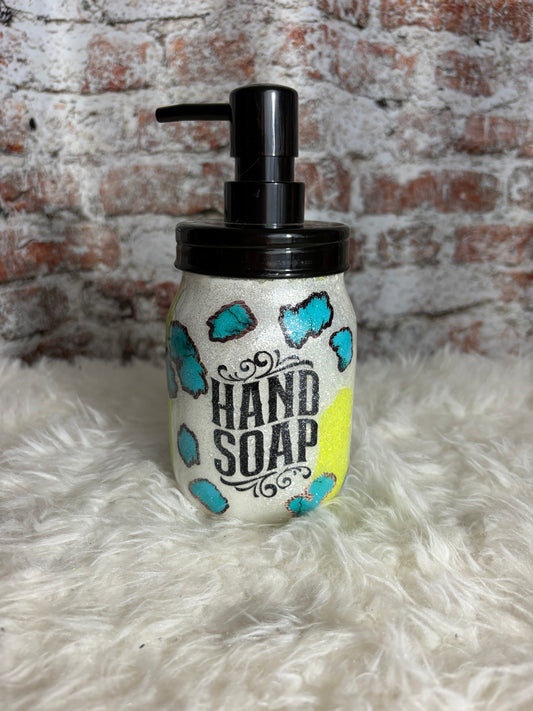 ✨ Hand Soap with Style – 16oz Glass Dispenser ✨