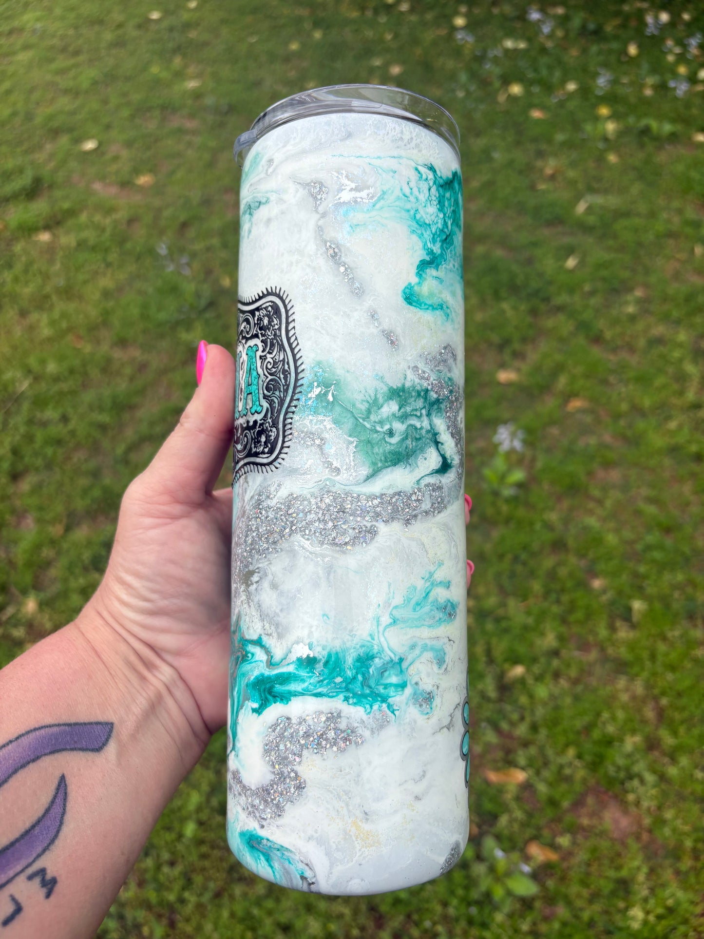 💙✨ 30 oz “Mama” Teal Marble Skinny Straight Tumbler ✨💙