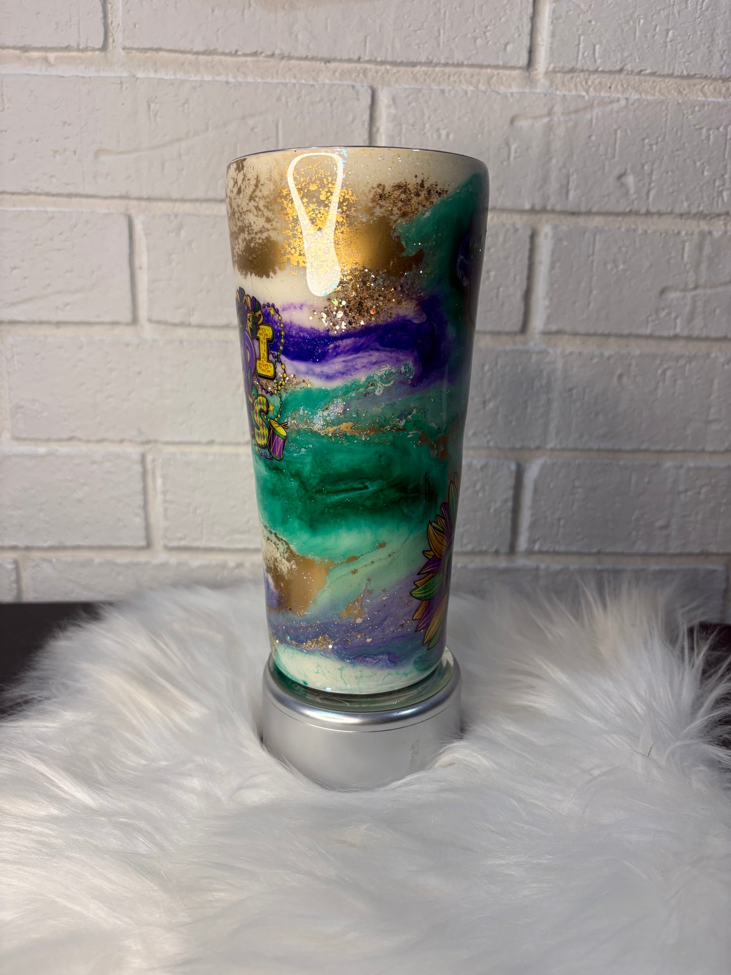 🎭💜💚 Mardi Gras Vibes in Every Sip 💚💜🎭
