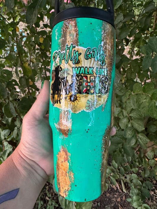 🌵✨ Pretty girls walk like THIS!